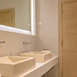 빌라 Luxury Seafront Prestige Brac With Pool & Private Sea Deck Selca (Brac)