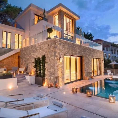 Villa Luxury Seafront Prestige Brac With Private Pool, Sauna And Gym And Private Sea Deck At The On Brac Island *