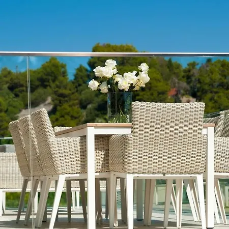 Villa Luxury Seafront Prestige Brac With Private Pool, Sauna And Gym And Private Sea Deck At The On Brac Island
