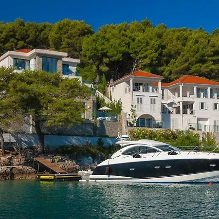 Villa Luxury Seafront Prestige Brac With Private Pool, Sauna And Gym And Private Sea Deck At The On Brac Island Selca (Brac)