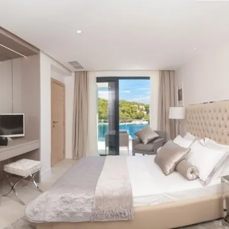 Luxury Seafront Prestige Brac With Private Pool, Sauna And Gym And Private Sea Deck At The On Brac Island