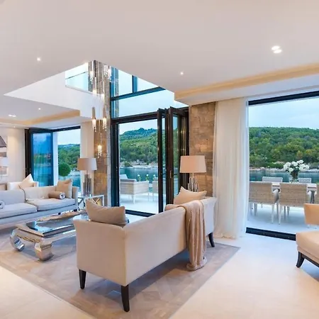 Luxury Seafront Prestige Brac With Private Pool, Sauna And Gym And Private Sea Deck At The On Brac Island Selca (Brac)