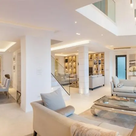 Villa Luxury Seafront Prestige Brac With Private Pool, Sauna And Gym And Private Sea Deck At The On Brac Island