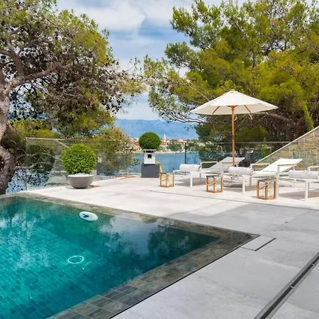 Villa Luxury Seafront Prestige Brac With Private Pool, Sauna And Gym And Private Sea Deck At The On Brac Island