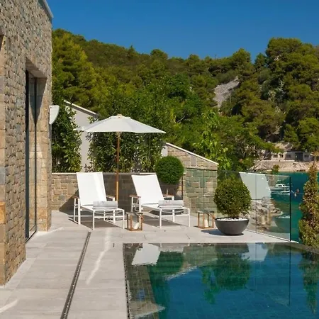 Luxury Seafront Prestige Brac With Private Pool, Sauna And Gym And Private Sea Deck At The On Brac Island Selca (Brac)