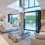 Luxury Seafront Prestige Brac With Pool & Private Sea Deck