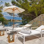 Luxury Seafront Prestige Brac With Pool & Private Sea Deck Villa *