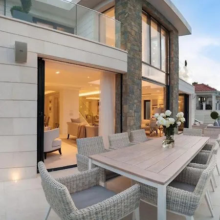 Villa Luxury Seafront Prestige Brac With Pool & Private Sea Deck Selca (Brac)