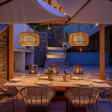 Villa Luxury Seafront Prestige Brac With Pool & Private Sea Deck Selca (Brac)