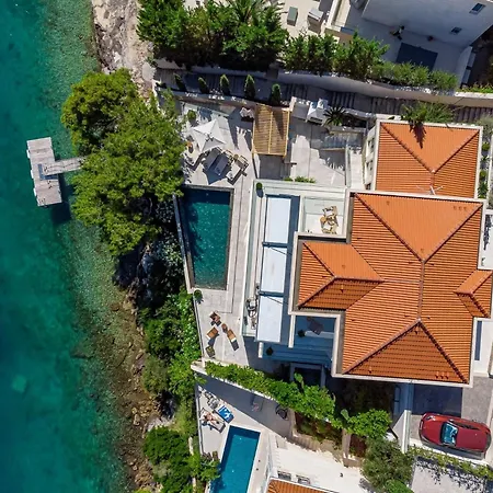 Luxury Seafront Prestige Brac With Pool & Private Sea Deck Villa